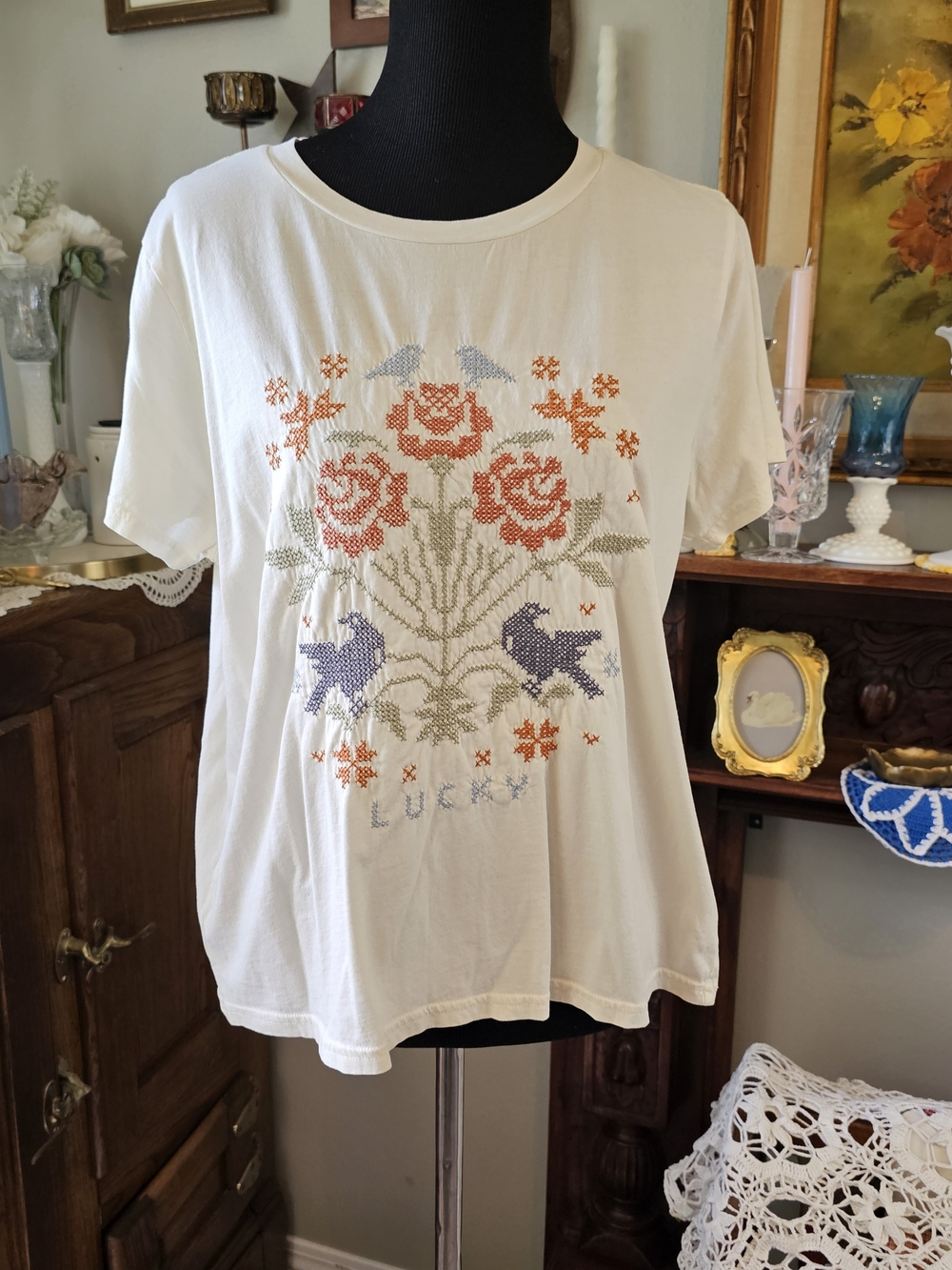 Lucky Brand XL Cross Stitch Floral Bird Embroidered Graphic Tee